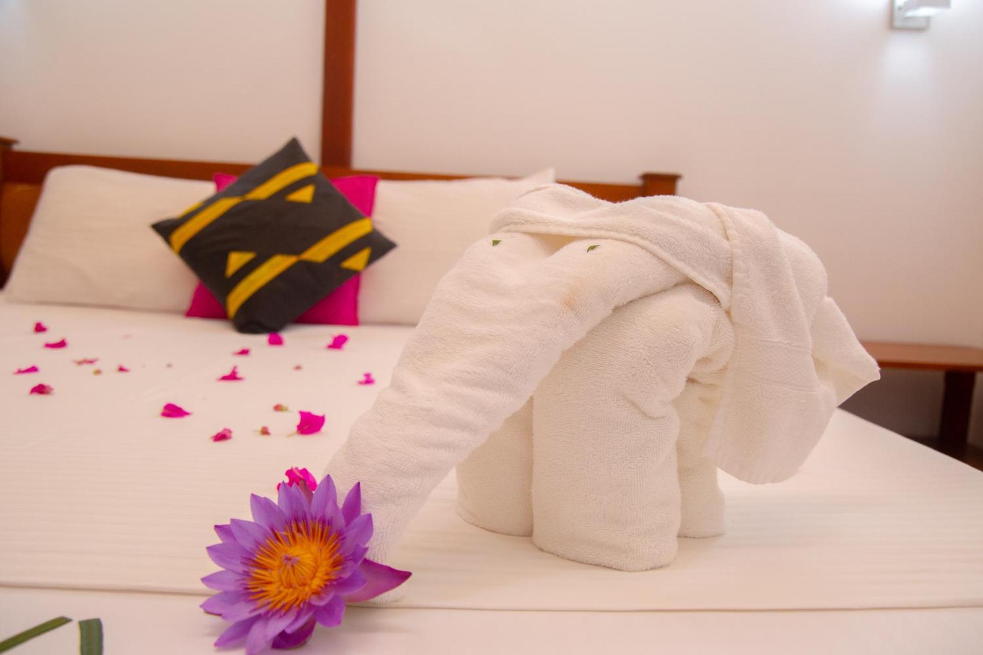 Laluna Ayurveda Resort Bentota Dış mekan fotoğraf