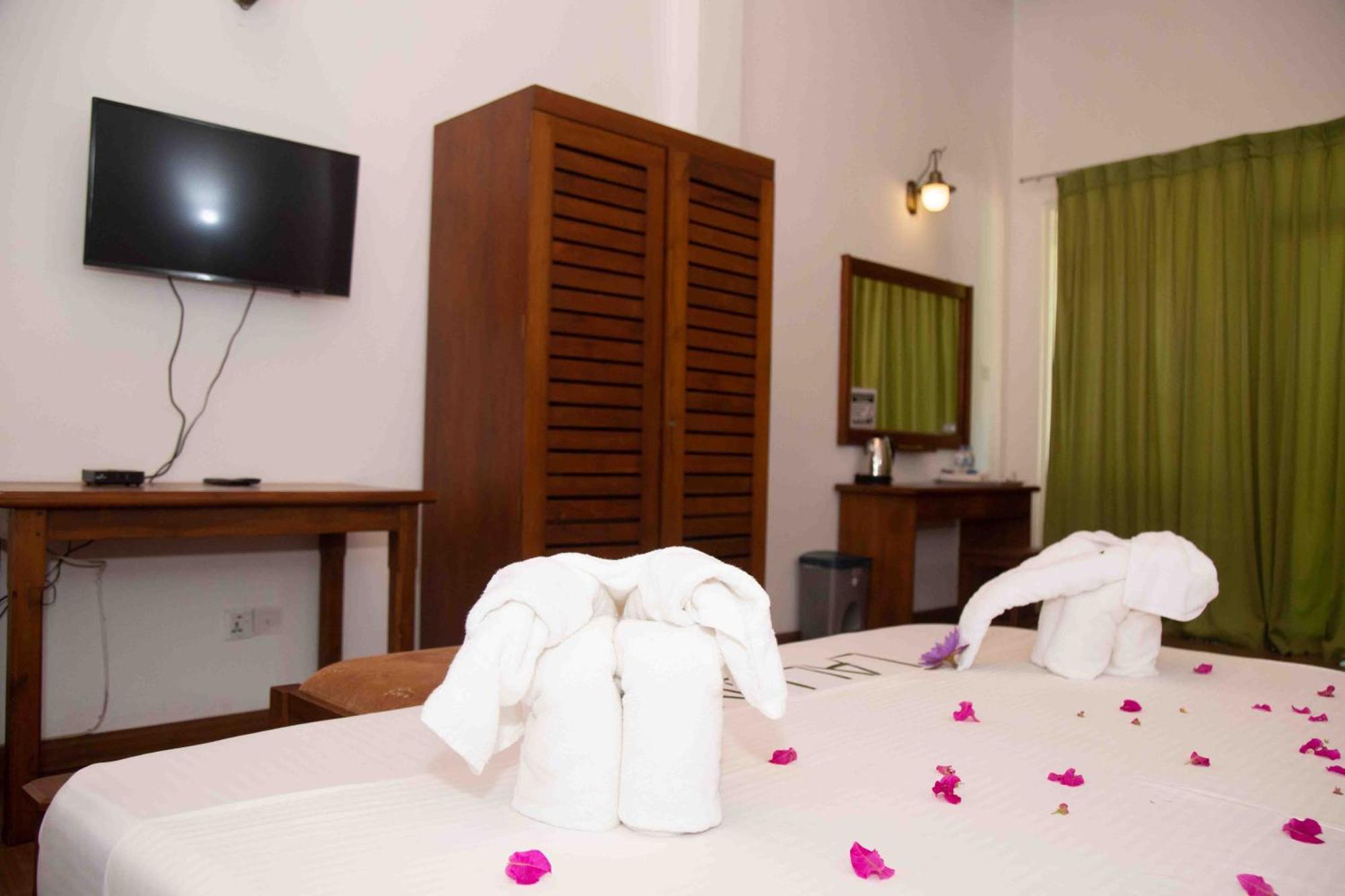 Laluna Ayurveda Resort Bentota Dış mekan fotoğraf